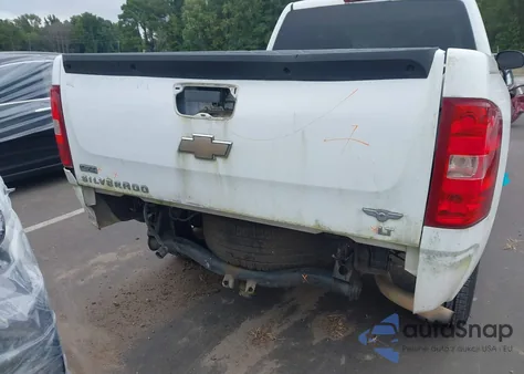 2011 Chevrolet Silverado 1500 Lt z USA, uszkodzony, nr VIN 1GCRCSE05BZ106834